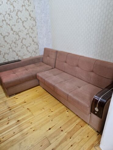 metbex künc divan: Divan