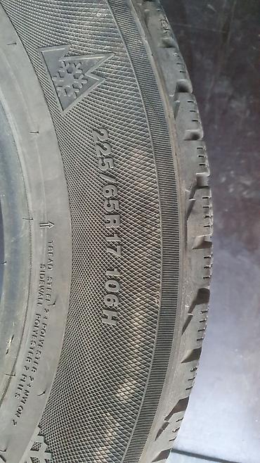 outback xt: Зимняя шина Kumho I’ZEN RV 1 шт состояние идеальное - Размер: 225/65 — 1
