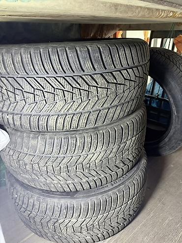 Зимние шины Hankook Winter i*cept evo³ (W330A), комплект из 4 шт. -