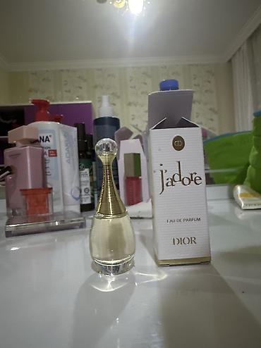 qadin bot: Məhsul: Dior J’adore Eau de Parfum - Növ: Qadın ətiri (Eau de Parfum) — 1