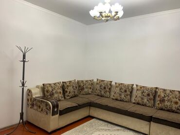 снять комнату на час: 40 м², С мебелью