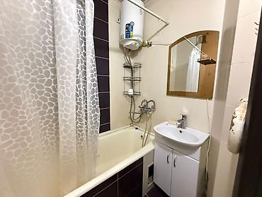 Продажа квартир: 2 комнаты, 48 м², Асанбай мкр 105 серия, 1 этаж, Евроремонт — 7