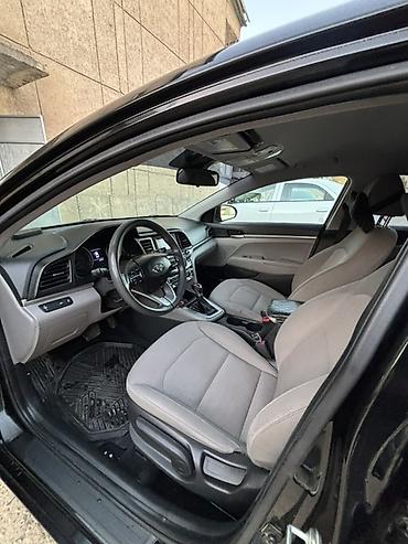 женские машины автомат: Hyundai Elantra: 2019 г., 2 л, Автомат, Бензин, Седан — 5