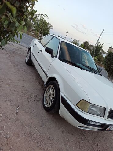 тесло авто: Audi 80: 1992 г., 2 л, Механика, Бензин, Седан