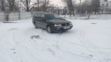 volkswagen e: Volkswagen Passat: 1994 г., 2 л, Механика, Бензин, Универсал