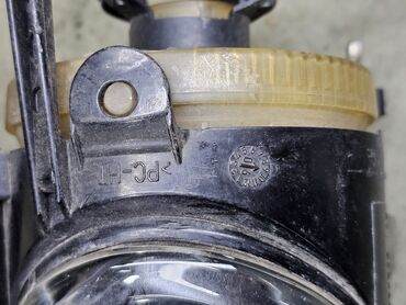 Противотуманные фары: Левая противотуманная фара Volkswagen 2007 г., Б/у, Оригинал, Германия — 9