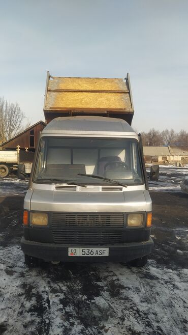 донголок 14 с: Жеңил жүк ташуучу унаа, Mercedes-Benz, Стандарт, 3 т, Колдонулган