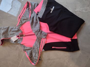 Gornji i donji deo: Nike, M, bоја - Crna — 27