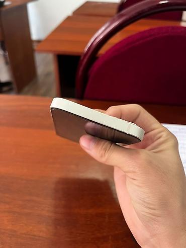 купить очки с камерой: IPhone 13, 128 ГБ, цвет Starlight (белый) - Экран 6.1", OLED Super — 5