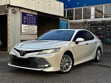 Toyota Camry: 2019 г., 3.5 л, Автомат, Бензин, Седан