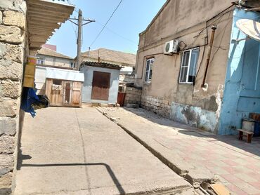 Həyət evləri və villaların satışı: Əmircan qəs. 3 otaqlı, 150 kv. m — 10
