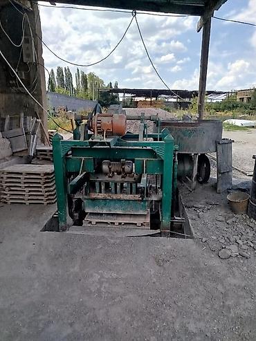 белый офисный стол: Срочно продаю Пескаблочный аппарат Матрица 5 шт /15/20/тумба Поддон — 4
