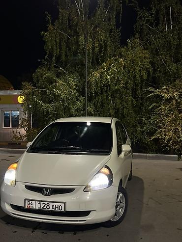 Honda: Honda Fit: 2003 г., 1.3 л, Автомат, Бензин, Хэтчбэк — 3