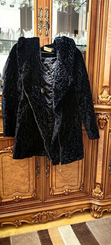 Kürklər: Kürk, rəng - Qara — 11