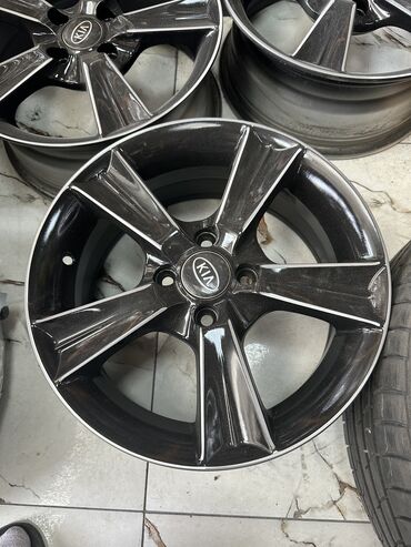 r15: İşlənmiş Disk Kia R 15, 4 Boltlu