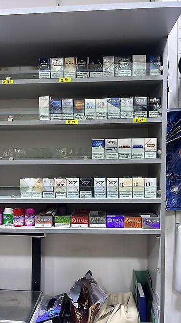 Mağaza üçün siqaret vitrini 200 Azn. • Ölçüsü: 200 × 45 × 100 sm • lalafo.az -da Mağaza üçün siqaret vitrini 200 Azn. • Ölçüsü: 200 × 45 × 100 sm •
