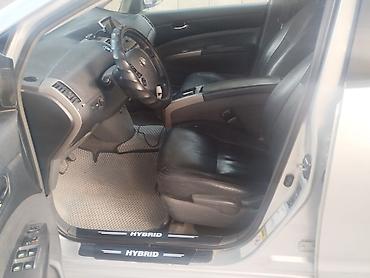 малолитражка машина: Toyota Prius: 2007 г., 1.5 л, Гибрид, Хэтчбэк — 4