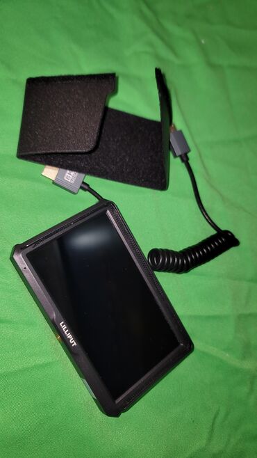накамерный монитор: Lilliput a5 monitor, питание от аккумулятора Canon или Sony, один раз