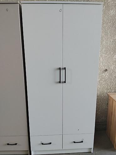 standing mirror: Двухдверный шкаф-купе для одежды в современном минималистичном стиле — 1