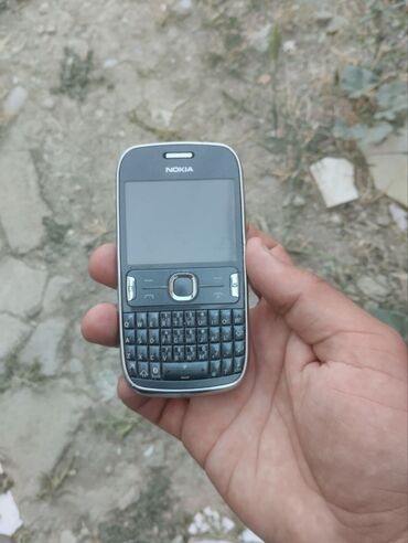 islenmis kondisioner: Nokia C300, Düyməli