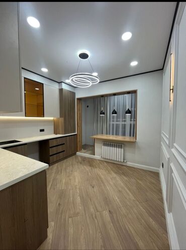 продаю дом жибек жолу бишкеке: 2 комнаты, 61 м², Элитка, 2 этаж, Дизайнерский ремонт