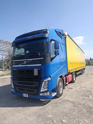 прицеа: Тягач, Volvo, Тентованный — 1