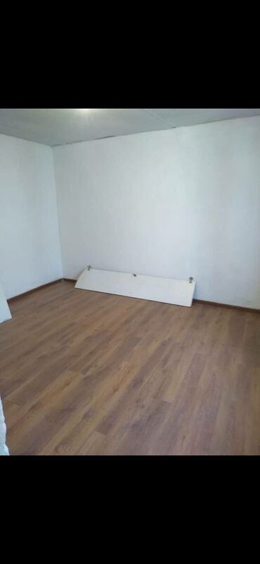 в районе пишпек: 20 м², 1 комната, Забор, огорожен