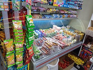 Холодильное оборудование: "Продаётся витринный холодильник. Размеры: длина 190 см, высота 125 — 3