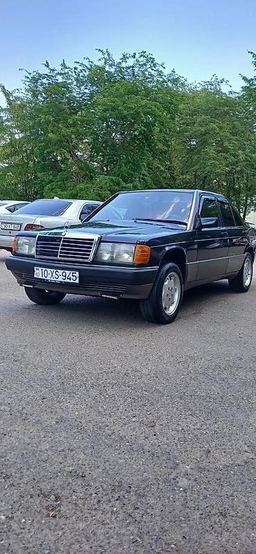 аз авто: Mercedes-Benz 190 (W201): 2 л | Седан — 2