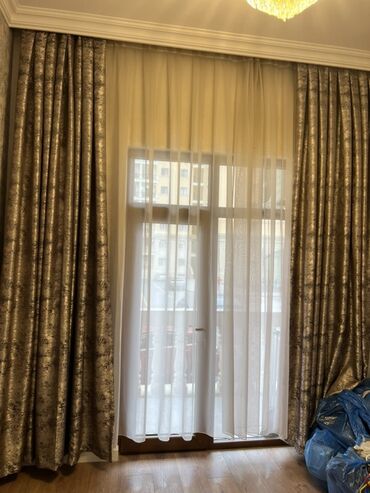 ağ gilas mürəbbəsi: İkiqat pərdə dəsti - Model: Qalın dekorativ pərdə + nazik tül