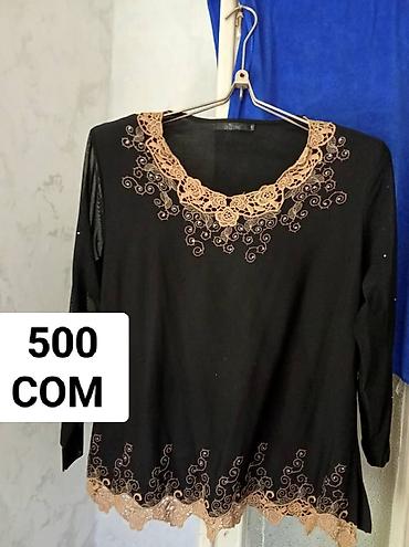 трико биксер: Одежда по 500 сом каждая позиция: 1) Женская ветровка с капюшоном — 5