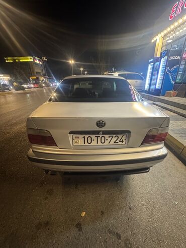 Digər nəqliyyat: BMW 3 series: 2 l | 1994 il Sedan