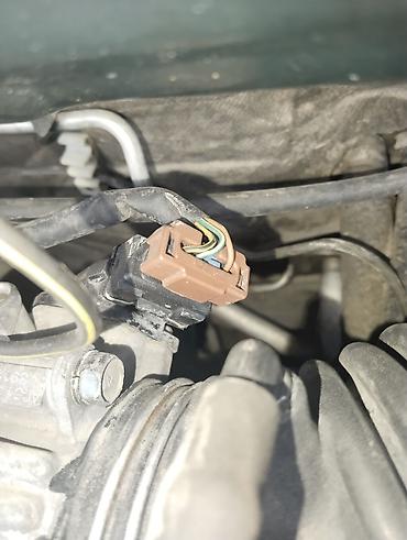26 liq disk: Avtomobil üçün qaz kelebeği korpusu (drossel заслонка / throttle body) — 1