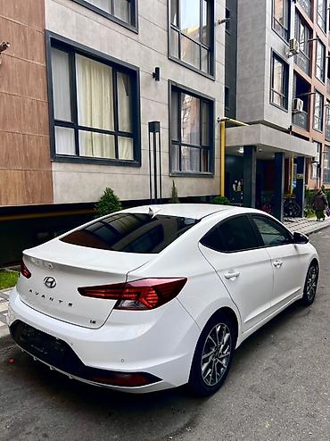 k 8: Hyundai Elantra: 2018 г., 1.6 л, Вариатор, Бензин, Седан — 5
