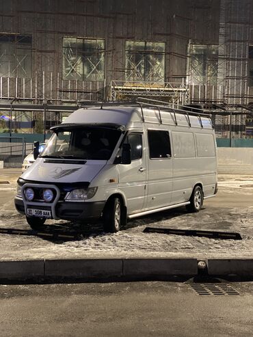 фары на кенгурятник: Mercedes-Benz Sprinter: 2003 г., 2.7 л, Дизель