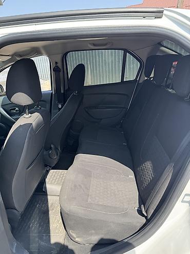 logan: Renault Logan: 2017 г., 1.6 л, Автомат, Бензин, Седан — 6