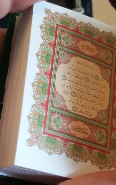 Dini kitablar: Qədimi kiçik ölçülü Quran kitabı öz qutusunda. Digər elanlarımıza da — 6