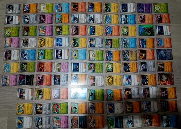 Марки: Müxtəlif Pokémon Ticarət Kart Oyunu (TCG) kartlarından ibarət geniş