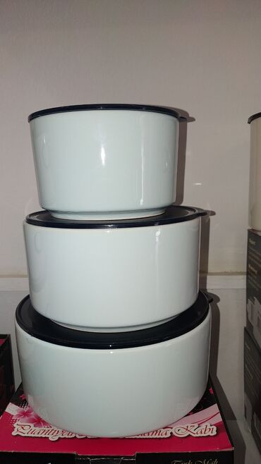 Yemək konteynerləri: 3-lü saxlama qabı Vakum qapaqlı Reng açıq mavi YNS firması Material