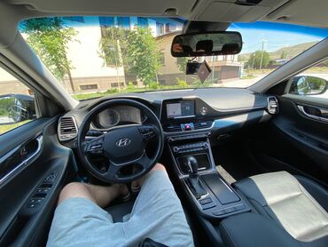 Hyundai: Hyundai Grandeur: 2018 г., 2.4 л, Типтроник, Бензин, Седан — 6