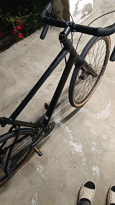 velosipet 28: Stark Gravel/şosse tipli velosiped – mat qara rəng, damalı (tan yan — 3