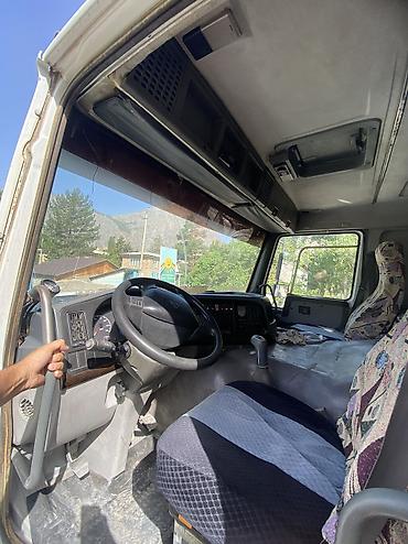 Грузовики: Грузовик, Howo, Стандарт, Б/у — 6