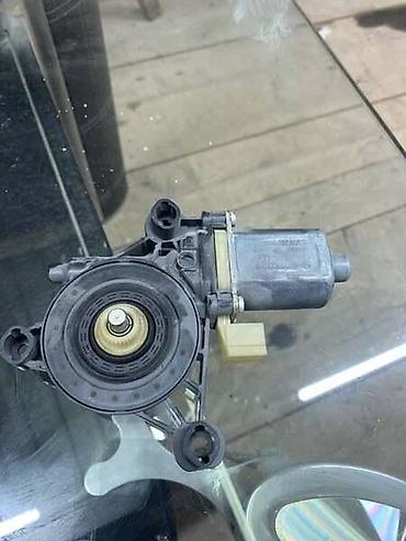 russka: MOTORIC PODIZACA STAKLA ZA AUDI A3 - 5Q0959801B | Motoric prednjih — 2