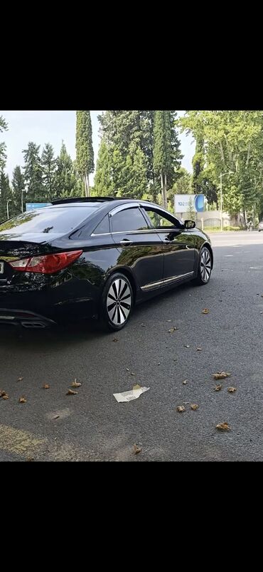 Hyundai: Hyundai Sonata: 2.4 l | 2011 il Sedan — 7