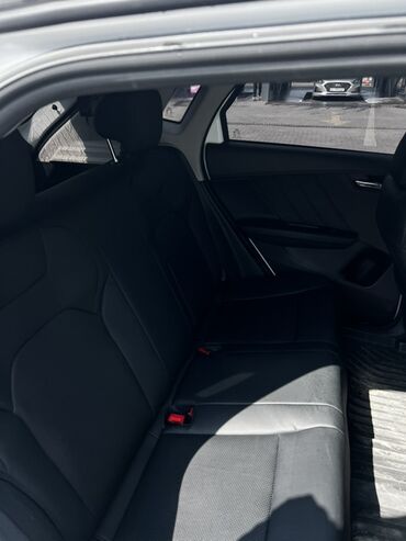 BYD: BYD : 2020 г., Робот, Электромобиль, Хэтчбэк at lalafo.kg — 13 BYD: BYD : 2020 г., Робот, Электромобиль, Хэтчбэк — 13