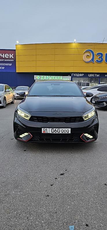 xpeng g3: Kia Cerato: 2022 г., 1.6 л, Бензин, Хэтчбэк — 1