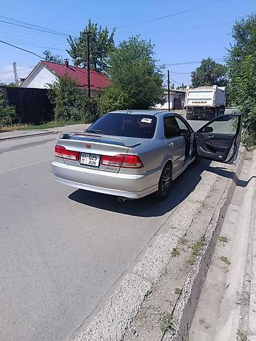 2001: Honda Accord: 2001 г., 2 л, Автомат, Бензин, Седан — 2