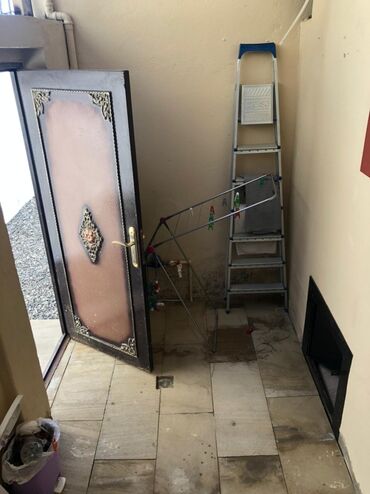 Həyət evləri və villaların satışı: Binəqədi qəs. 2 otaqlı, 65 kv. m, Kredit var, Yeni təmirli -da lalafo.az — 2 Həyət evləri və villaların satışı: Binəqədi qəs. 2 otaqlı, 65 kv. m, Kredit var, Yeni təmirli — 2