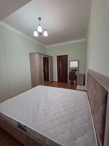 Uzunmüddətli kirayə mənzillər: Xətai Rayonu Sadıqcan Küçəsi Həzi Aslanov Metrosuna Yaxın 2 otaq — 12