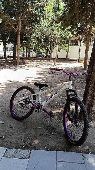 crolan bicycle: Hec bir problemi yoxdur 2 aydir alinib pula ehtiyacım var deye satram — 1